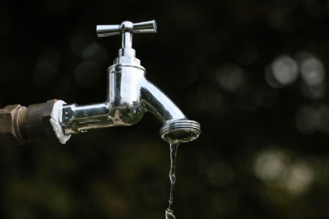 Salud desmiente versiones sobre muerte de niños por agua contaminada