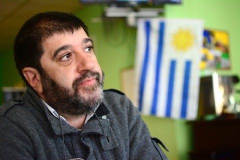 Pereira bajo presión: promesas fiscales en duda, choques con el PIT-CNT y ambigüedades externas marcan su conducción