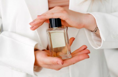 Si todavía no te convence qué perfumes importados comprar en el país, echá un vistazo