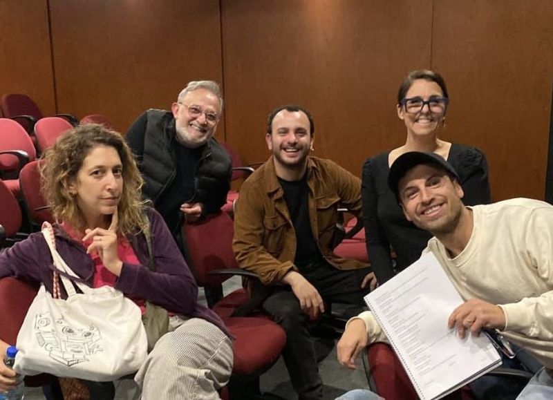 Luis Carballo se suma a una de las comedias más exitosas del mundo: "LOOP" llega al país con un elenco de lujo