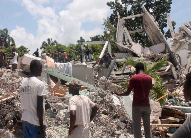 Sigue en aumento el número de personas fallecidas en Haití tras el terremoto