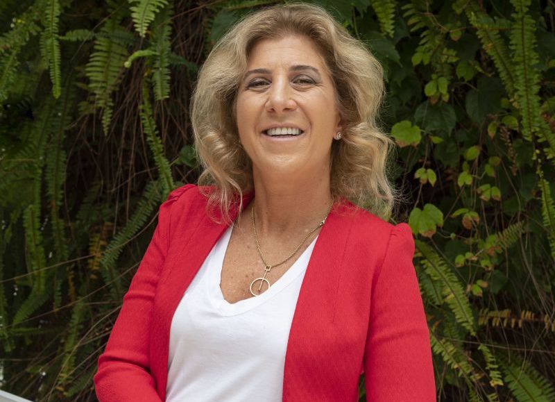 La empresaria argentina María Laura García presentó en el país su primer libro, "El Desafío Digital"