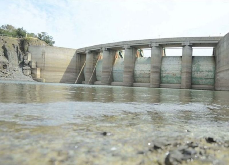 Situación crítica: las reservas de agua se agotan y el Gobierno de Lacalle Pou restringe el consumo