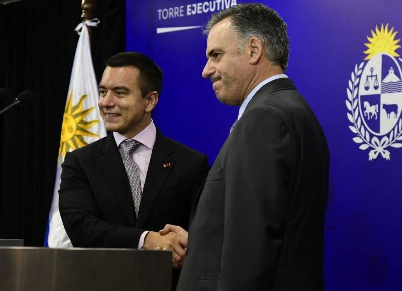 Noboa visitó Uruguay y firmó acuerdos en seguridad con Orsi en el marco del Consenso de Brasilia