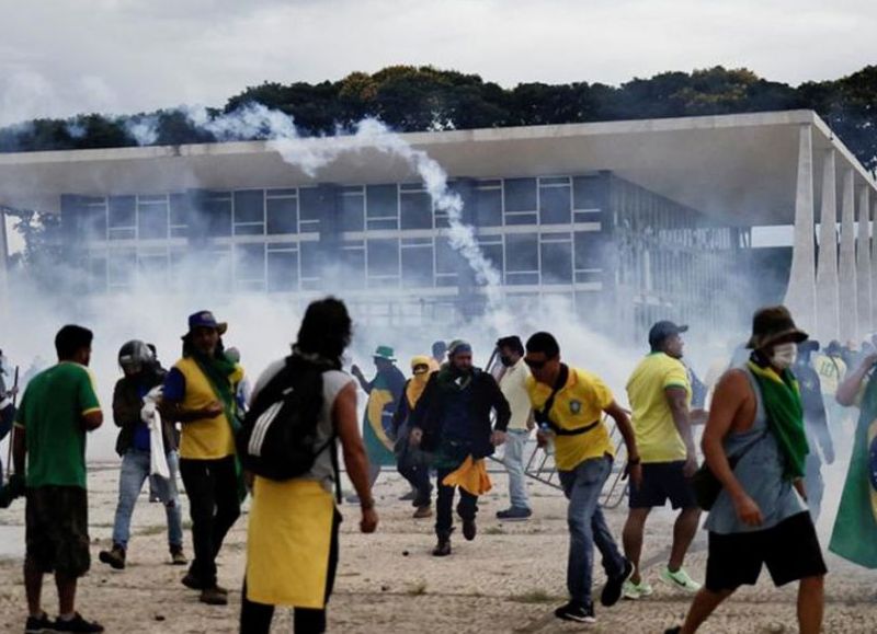 Corte Suprema libera 149 mujeres acusadas de actos golpistas en Brasil