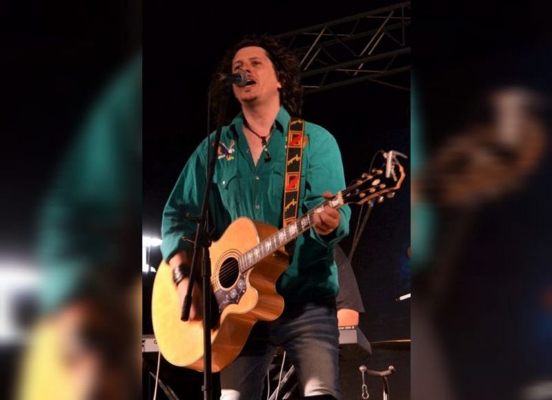 Tuti Ruggiero presenta su tema "Radiante"